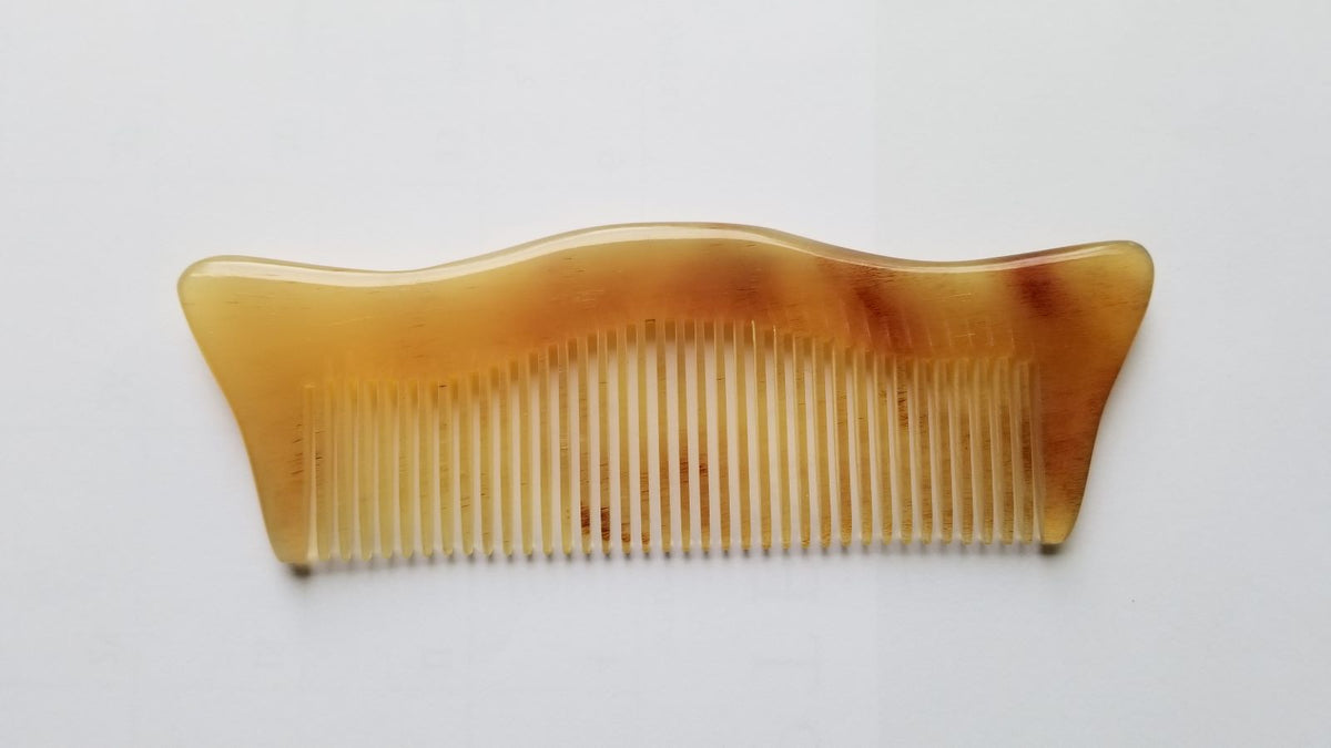 Vintage Style Sheep Horn Comb Fine Teeth! - front view. Great gift for men