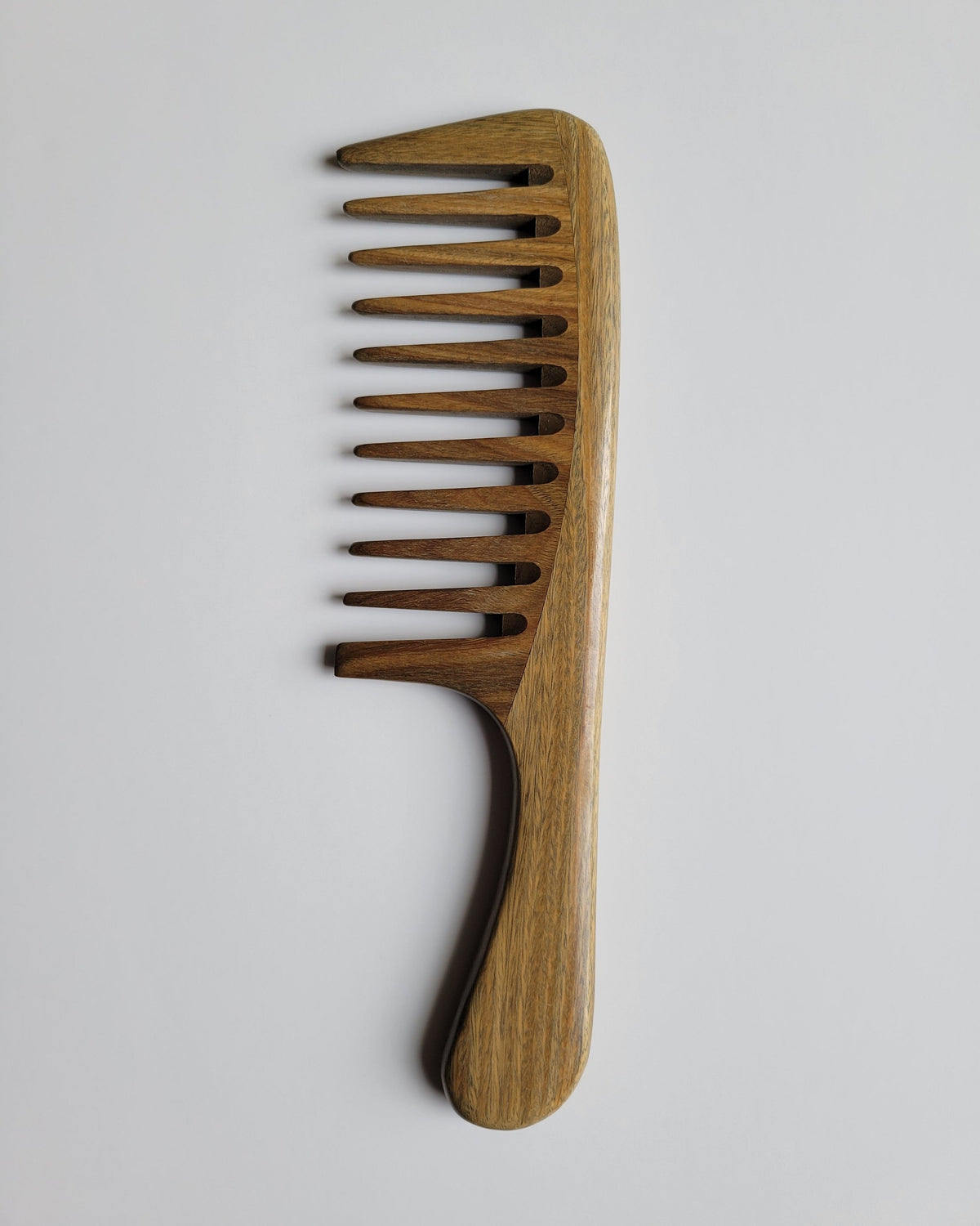 Araki Detangling Comb with drawstring gift bag — handcrafted sandalwood gift for her