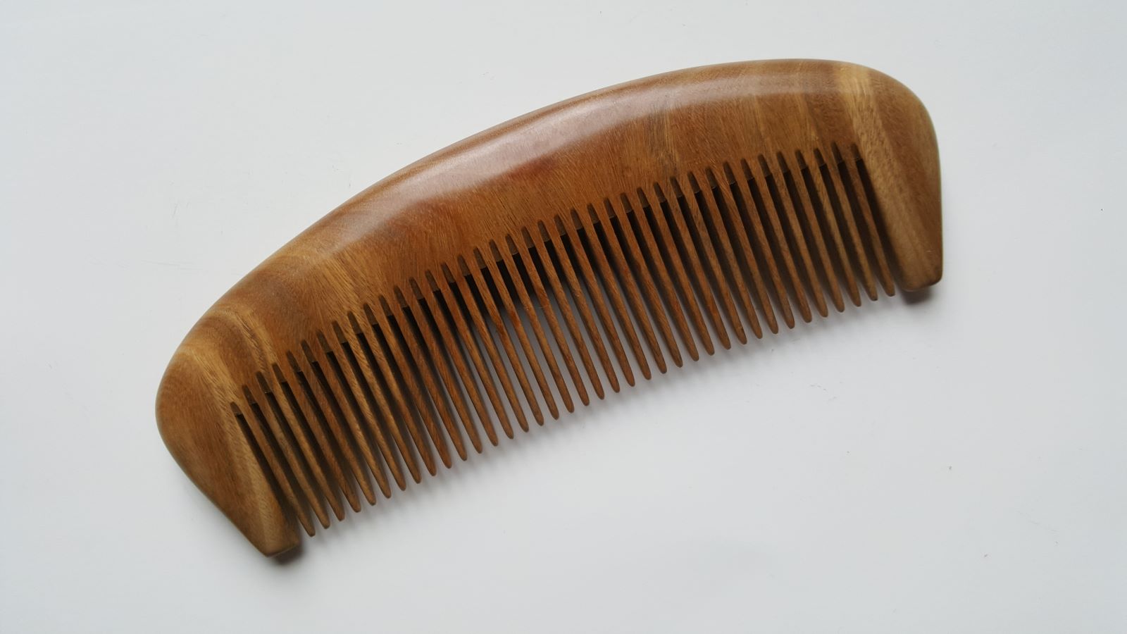 Classic wooden comb from arakicrafts - right diagonal view, gift for women, comes with gift bag