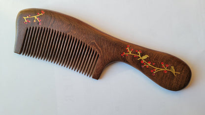 Hand-painted wood comb with two gold magpies on red plum branches, Sucupira hardwood, auspicious Chinese bird and blossom motif