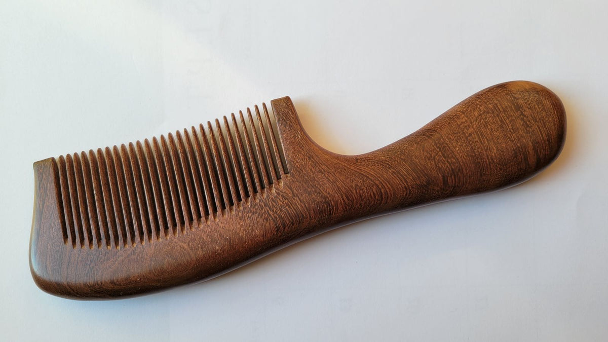 Hand-painted magpie and plum blossom wood comb for women, Chinese joy and renewal motif, gift for Mother's Day and Valentine's Day