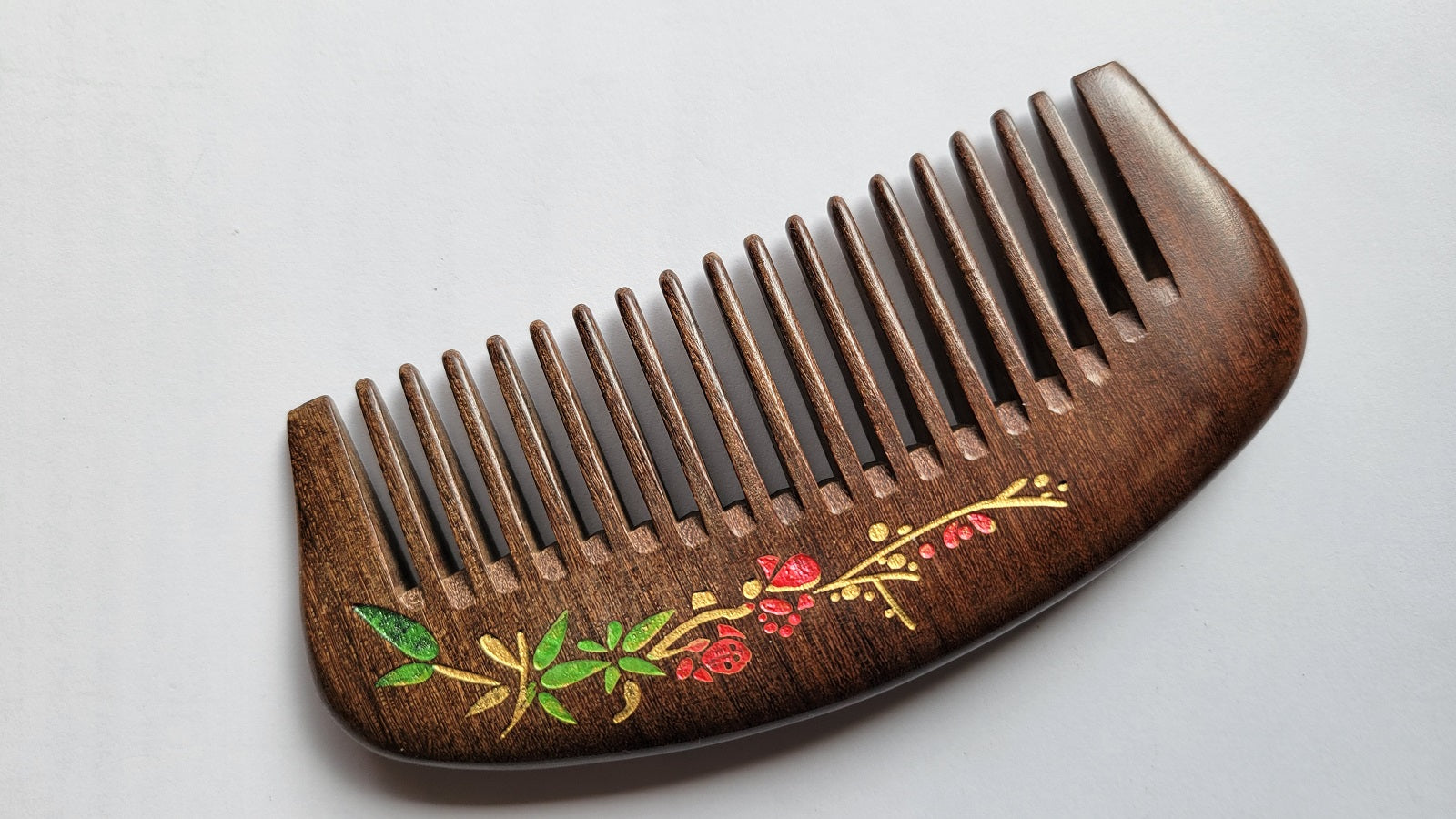 Red plum blossom wood comb gift for Mother's Day, birthday, or Spring celebration — Arakicrafts