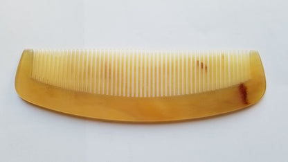 A vintage style large sheep comb with a curved handle. The comb has fine teeth and is roughly 7.1 inch long.  Gift for men for special occasion.
