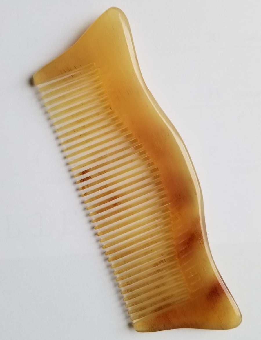 Vintage Style Sheep Horn Comb Fine Teeth with a jade like color, collector comb piece