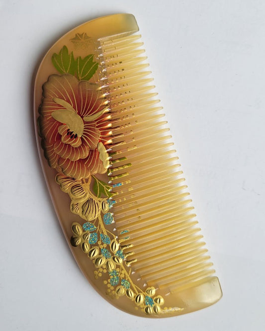 Chinese lacquer art sheep horn comb, hand-painted coral peony with gold floral sprigs and turquoise glitter accents, natural lacquer finish