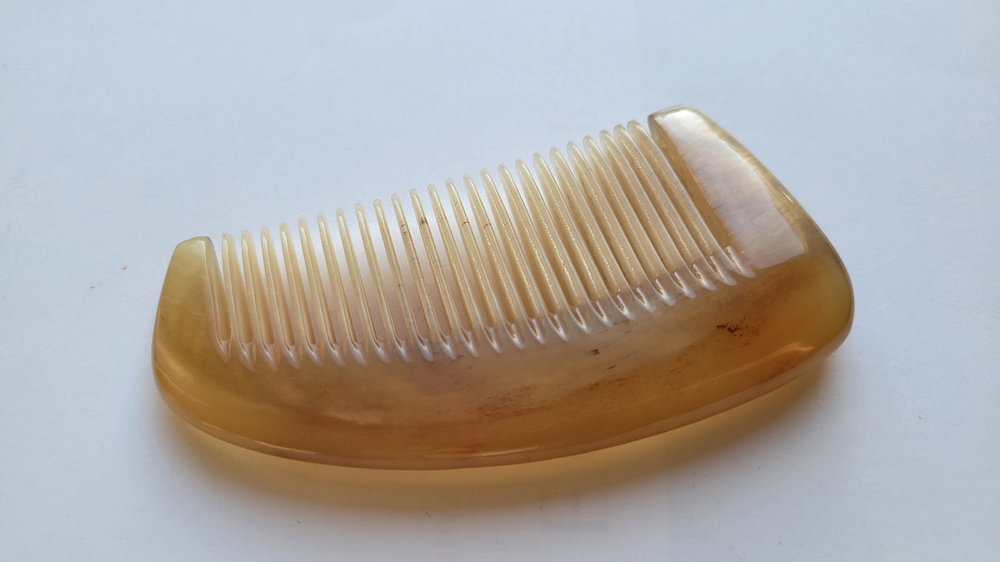 Sheep horn comb with comfortable grip thick body, smooth spine scalp massager, distributes natural hair oils, anti-static for all hair types