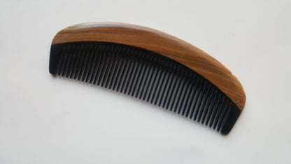 Classic Sandalwood Fine Teeth Horn Comb flat lay — side angle highlighting hand-inlaid fine buffalo horn teeth and sandalwood grain