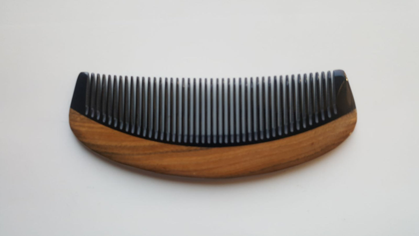 Classic Sandalwood Fine Teeth Horn Comb flat lay — diagonal angle showing natural wood grain and fine buffalo horn teeth