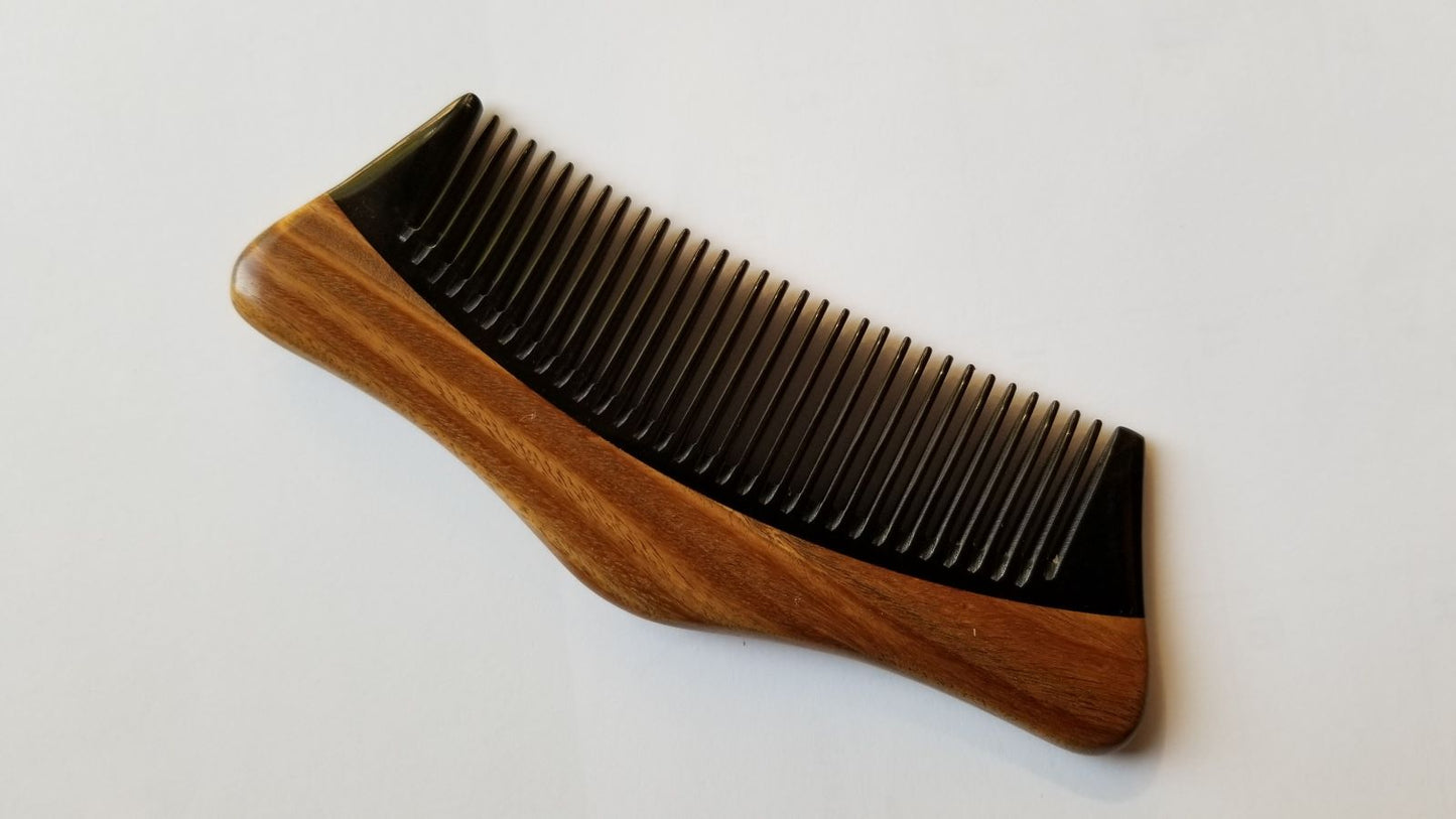 Green Sandalwood and buffalo horn inlaid comb, flat lay side angle highlighting material contrast — Arakicrafts