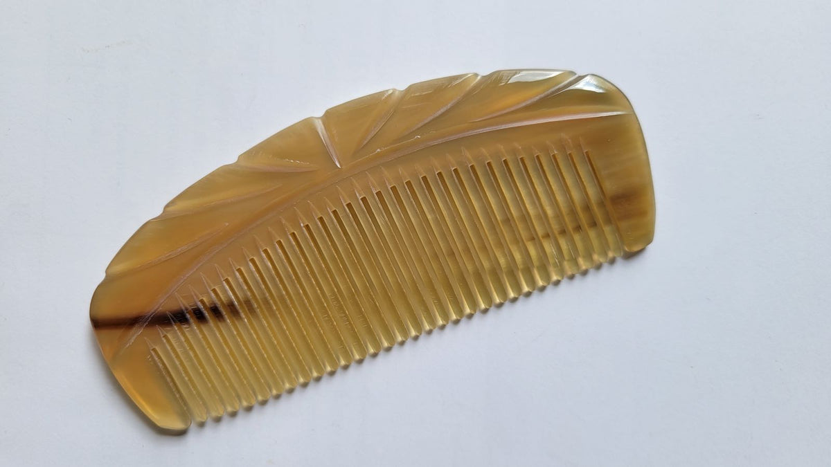 Pocket-sized yak horn comb for women and men, Art Deco-influenced radiating line carving, 5.12 inch travel hair comb, self-care gift idea | Arakicrafts